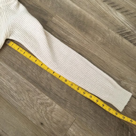 Casual Cream Cowl Neck Knit Sweater - Picture 11 of 14